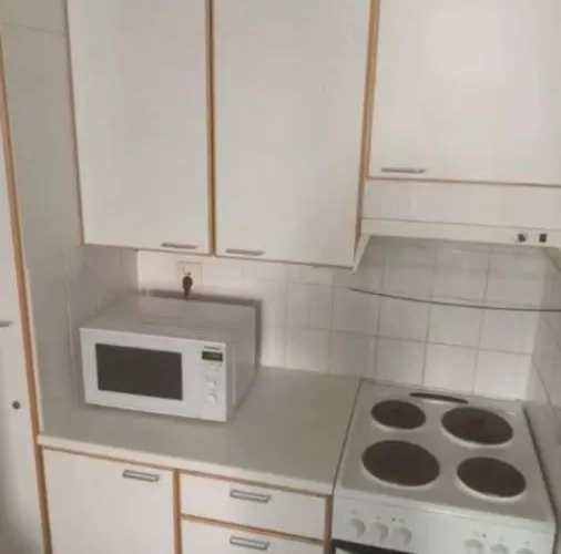 Own Sauna, In Front Of Shopping Mall, 15min To Center